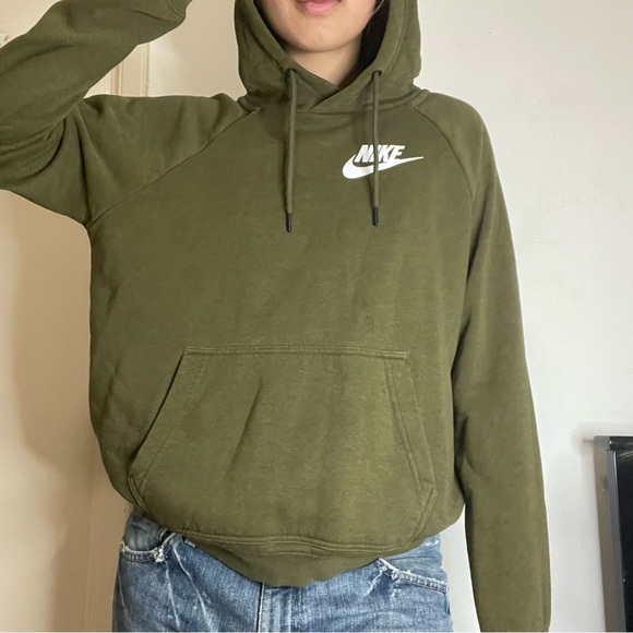 Nike Tops - Nike hoodie